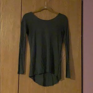 Gray Zara t-shirt collection long sleeve.